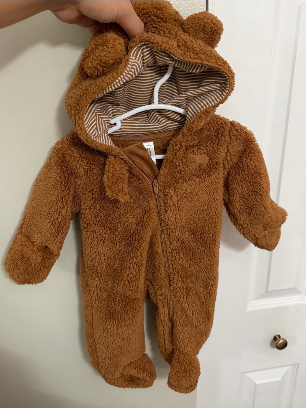 Carter’s baby bear hooded baby bunting - fleece jumpsuit - newborn